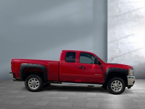 Used 2013 Chevrolet Silverado 2500 LT w/ Interior Plus Package AWD/4WD image 7