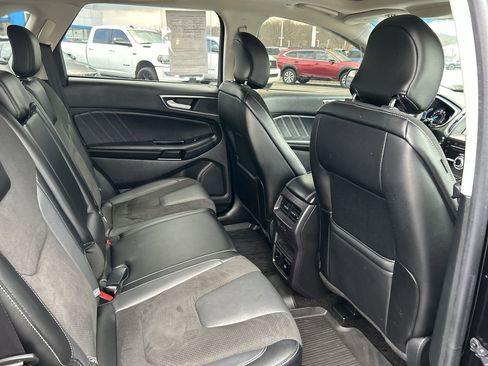 Used 2018 Ford Edge Sport w/ Equipment Group 401A image 17
