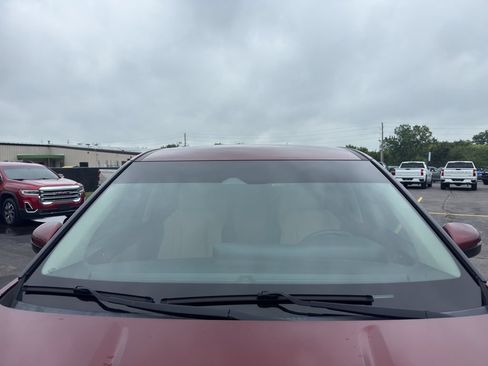 Used 2022 Kia Carnival LX FWD image 25