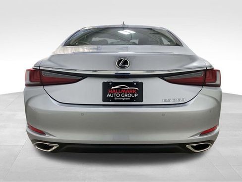 Used 2025 Lexus ES 350 w/ Premium Package image 3