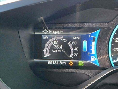 Used 2017 Ford C-MAX SE image 10