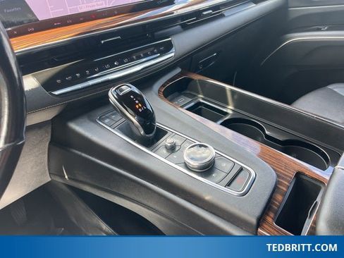 Used 2021 Cadillac Escalade ESV Luxury image 39