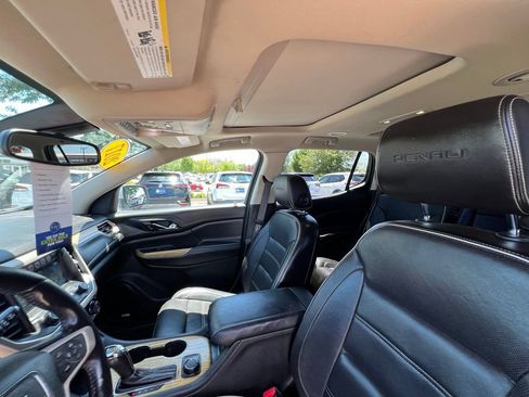 Used 2017 GMC Acadia Denali w/ Technology Package AWD/4WD image 22