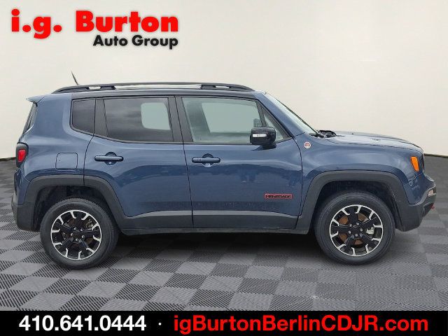 Used 2023 Jeep Renegade Trailhawk AWD/4WD image 7
