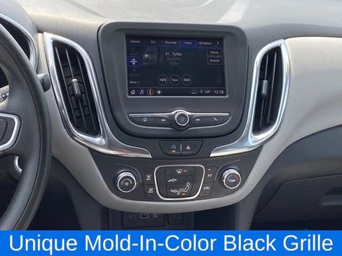 Used 2023 Chevrolet Equinox LS w/ LS Convenience Package image 9