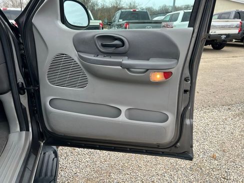 Used 2002 Ford F150 XLT image 21