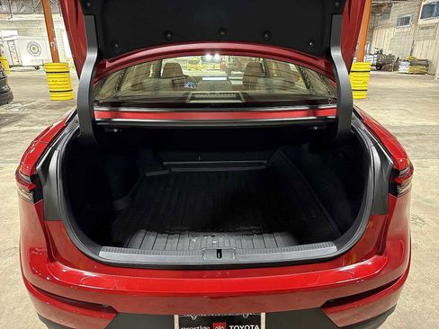 Used 2023 Toyota Crown XLE image 11