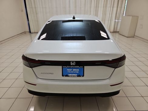 Used 2026 Honda Accord SE image 28