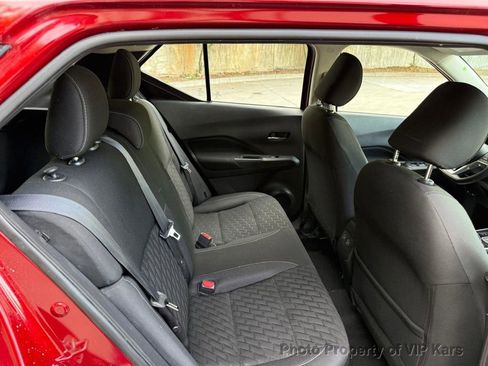 Used 2021 Nissan Kicks SV image 11