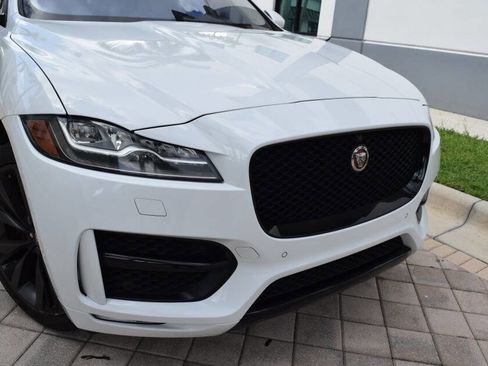 Used 2019 Jaguar F-PACE R-Sport AWD/4WD image 8