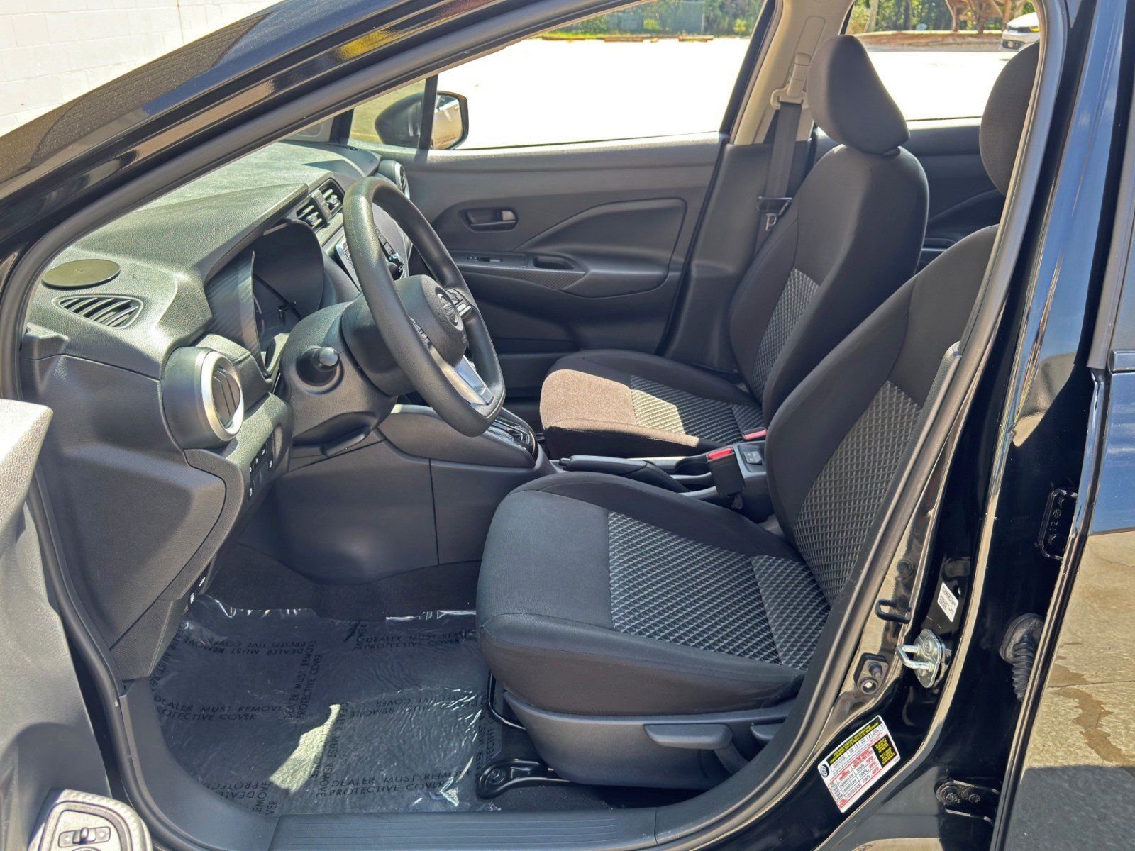 Used 2021 Nissan Versa S FWD image 15
