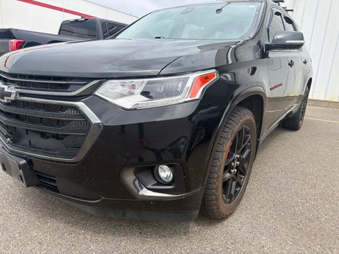 Used 2020 Chevrolet Traverse Premier w/ Redline Edition AWD/4WD image 3