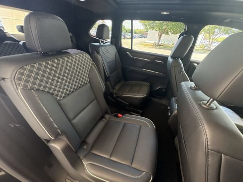 Certified 2024 GMC Acadia Denali AWD/4WD image 28