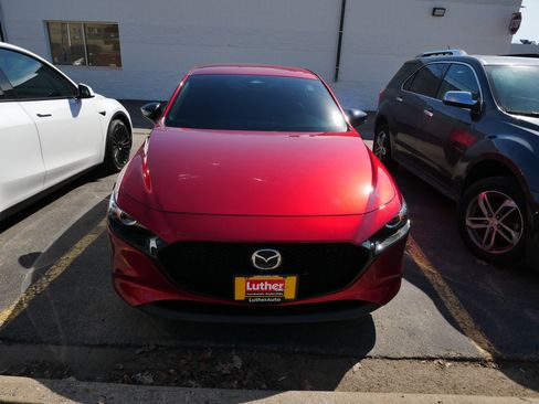 Used 2024 MAZDA MAZDA3 s image 2