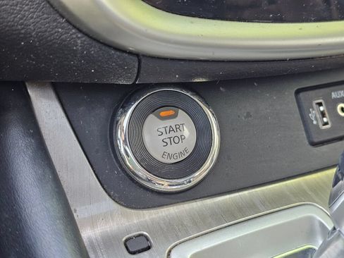 Used 2018 Nissan Murano SV AWD/4WD image 33