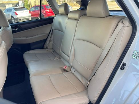 Used 2018 Subaru Outback 2.5i Limited w/ Popular Package #2 image 51
