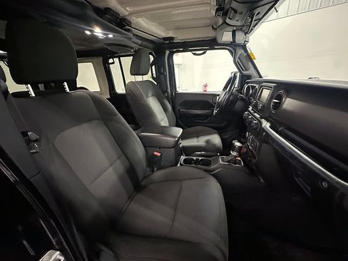 Used 2020 Jeep Wrangler Unlimited Sport S AWD/4WD image 23