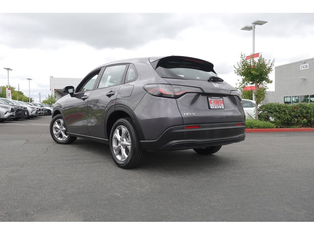 Used 2025 Honda HR-V LX image 7