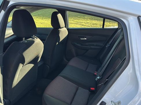 New 2026 Nissan Sentra SR w/ Floor Mat Package FWD image 9