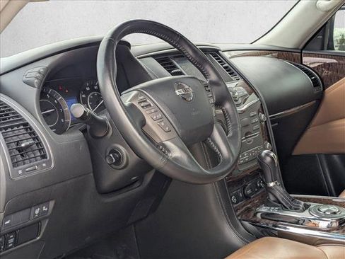 Used 2017 Nissan Armada Platinum w/ Interior Lighting Package image 9