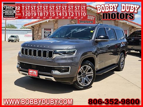 Used 2024 Jeep Wagoneer L Series II RWD image 1