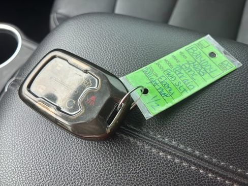 Used 2023 GMC Terrain SLT w/ Elevation Edition FWD image 21