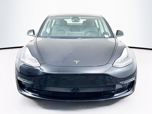 Used 2018 Tesla Model 3 Long Range image 2