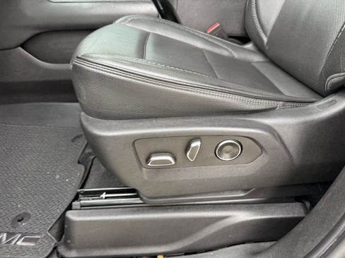 Used 2021 GMC Yukon XL Denali image 29