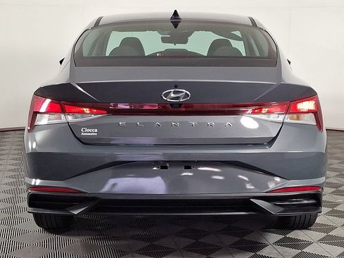 Used 2023 Hyundai Elantra SEL w/ Cargo Package FWD image 8