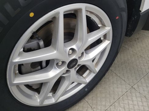 Used 2024 Ford Edge SEL image 31