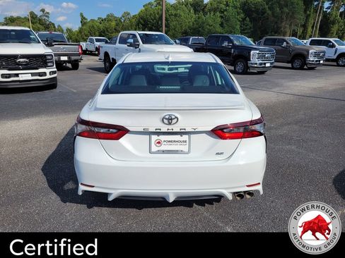 Used 2023 Toyota Camry SE FWD image 4