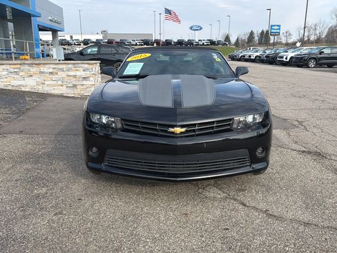 Used 2015 Chevrolet Camaro LT image 2