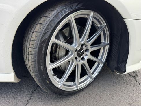 Used 2014 Mercedes-Benz SL 550 w/ Sport Wheel Package image 42