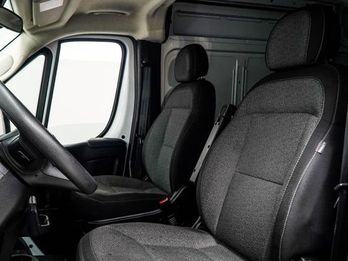 Used 2023 RAM ProMaster 2500 image 31