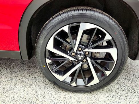 Used 2022 Mitsubishi Outlander SE image 9