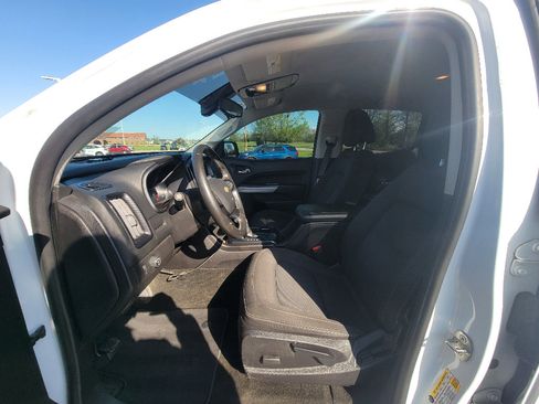 Used 2018 Chevrolet Colorado LT w/ LT Convenience Package image 11