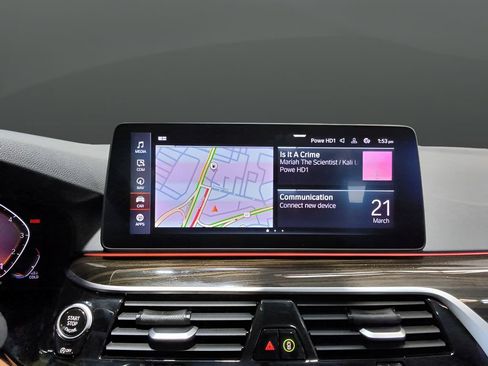 Used 2023 BMW 530i xDrive w/ Premium Package image 18