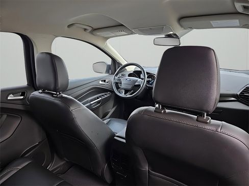 Used 2019 Ford Escape Titanium image 18