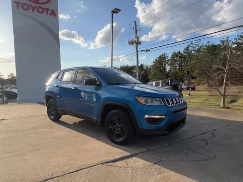 Used 2020 Jeep Compass Sport image 8