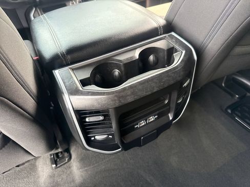 Used 2023 RAM 1500 Big Horn AWD/4WD image 24