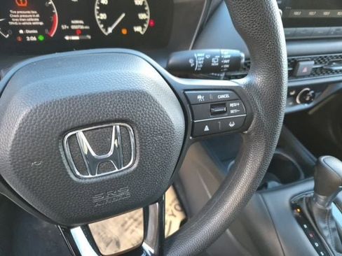 Used 2023 Honda HR-V LX image 21