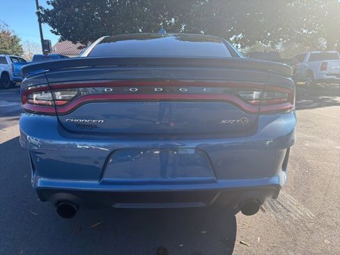 Used 2020 Dodge Charger SRT Hellcat w/ Navigation & Travel Group image 4