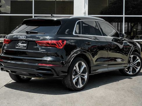 Used 2019 Audi Q3 2.0T Premium Plus w/ Premium Plus Package AWD/4WD image 9