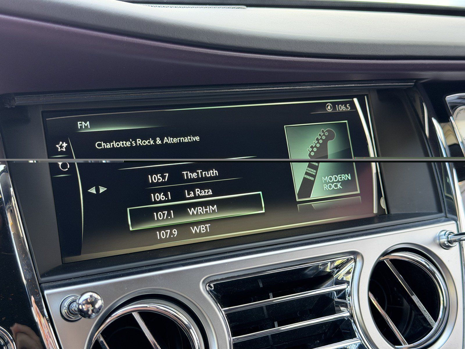 Used 2018 Rolls-Royce Wraith RWD image 23