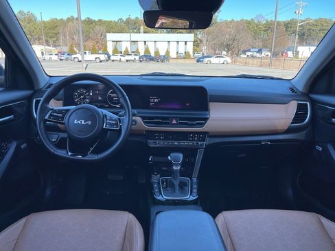 Certified 2024 Kia Seltos SX image 8