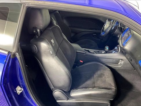 Used 2020 Dodge Challenger R/T Scat Pack w/ Plus Package RWD image 10