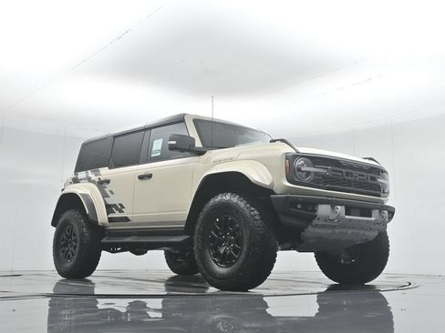 New 2025 Ford Bronco Raptor w/ Interior Carbon Fiber Pack AWD/4WD image 57