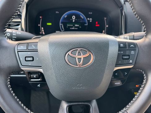 Certified 2025 Toyota Camry SE FWD image 25
