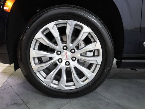 Used 2023 GMC Yukon Denali image 39