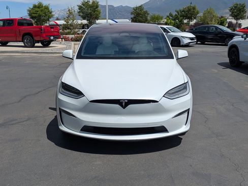 Used 2022 Tesla Model X AWD/4WD image 11